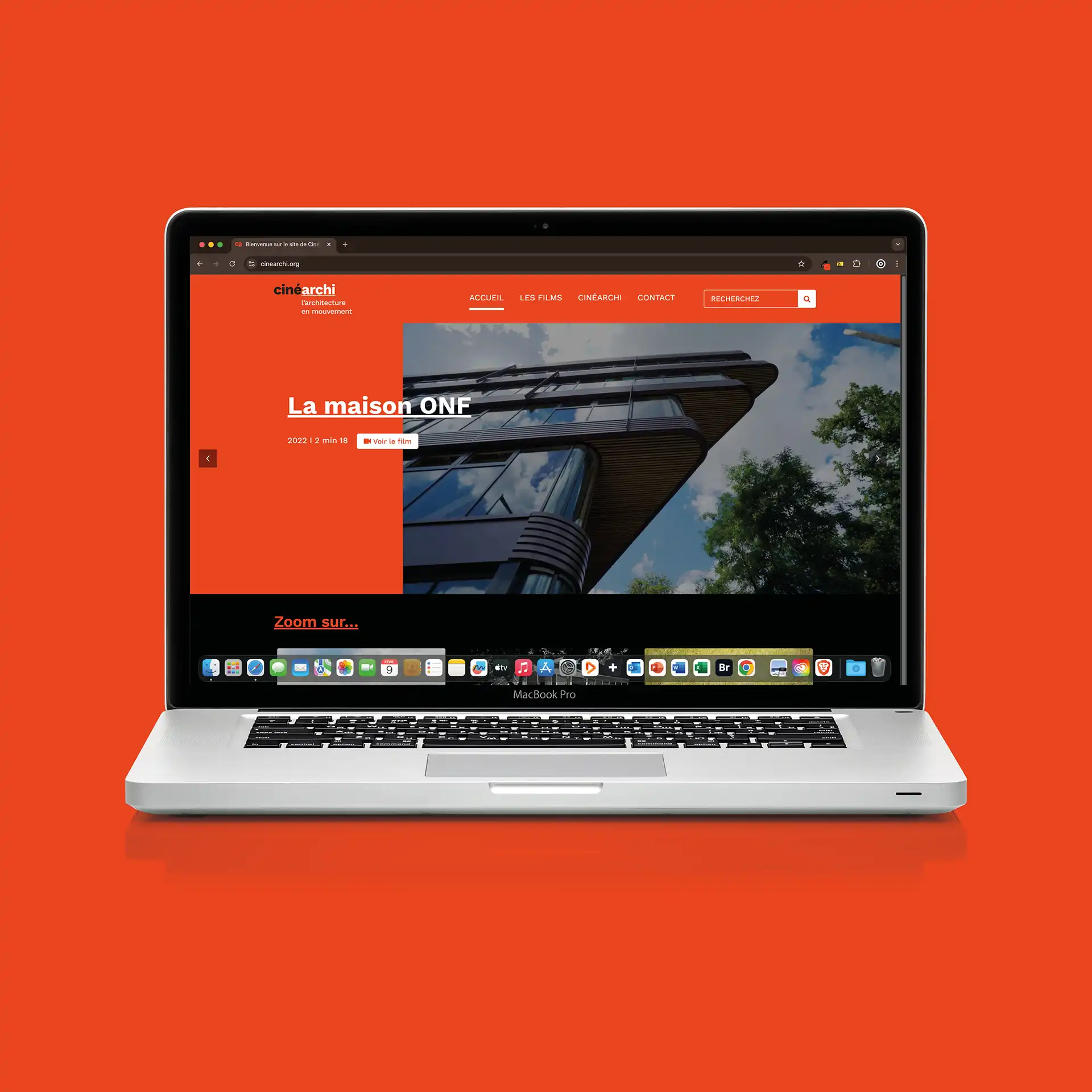 Site CineArchi affiché sur ordinateur portable – refonte WordPress avec design responsive et expérience utilisateur optimisée