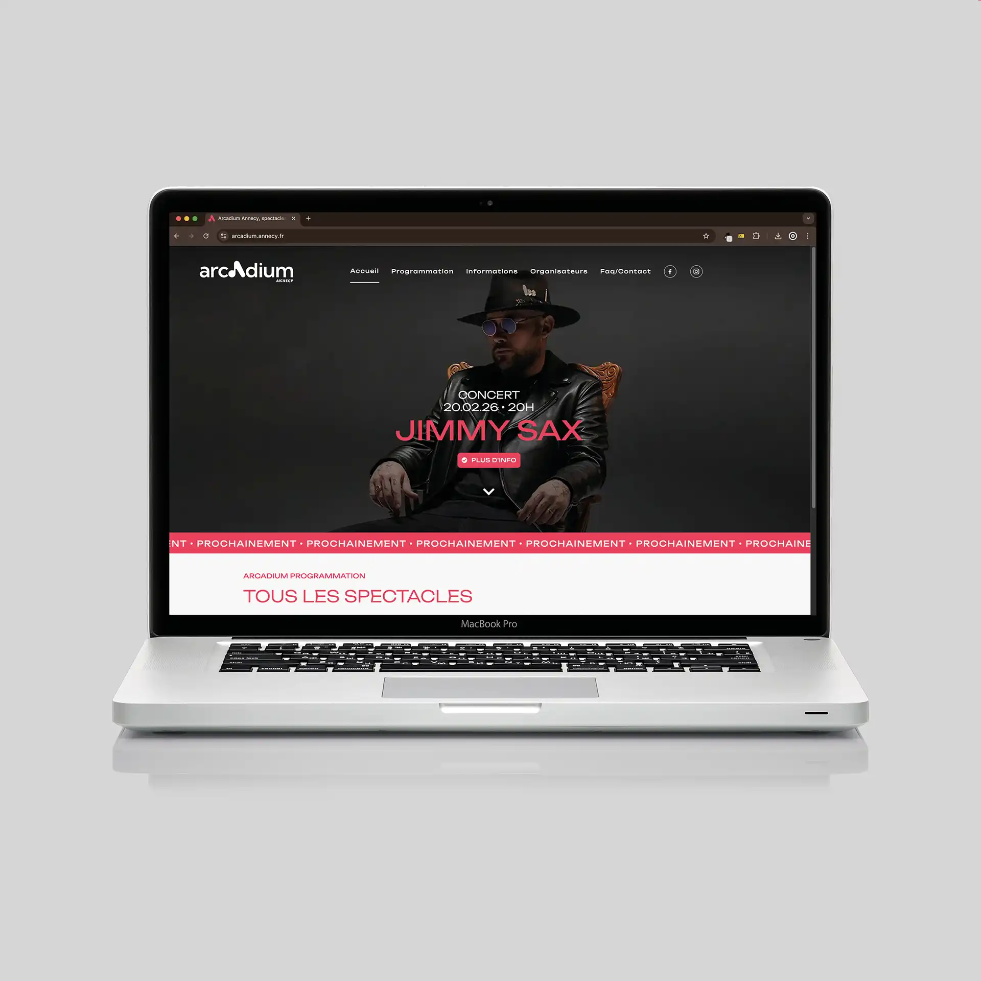 Site CineArchi responsive – interface WordPress mobile-first avec navigation fluide et lecteur vidéo intégré