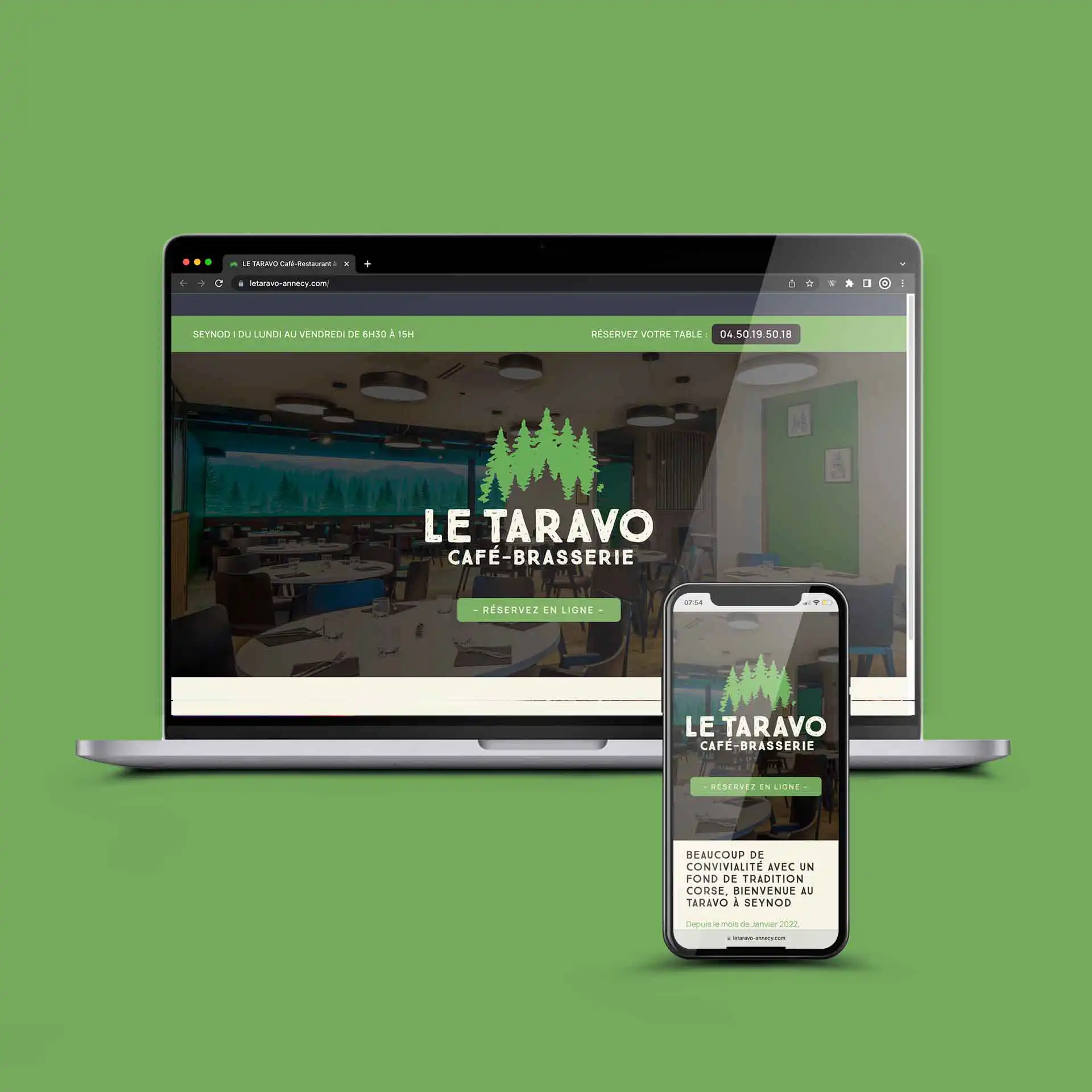 Site CineArchi affiché sur ordinateur portable – refonte WordPress avec design responsive et expérience utilisateur optimisée
