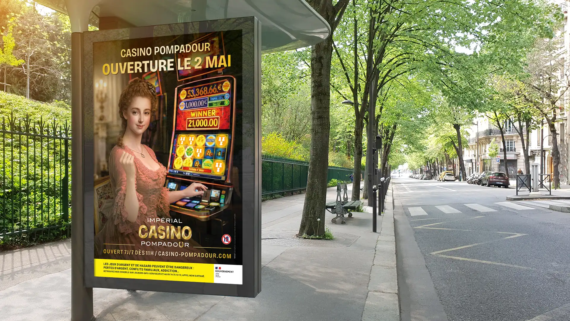 Campagne d’affichage urbain pour l’ouverture du Casino de Pompadour avec affiche sur mobilier publicitaire Decaux